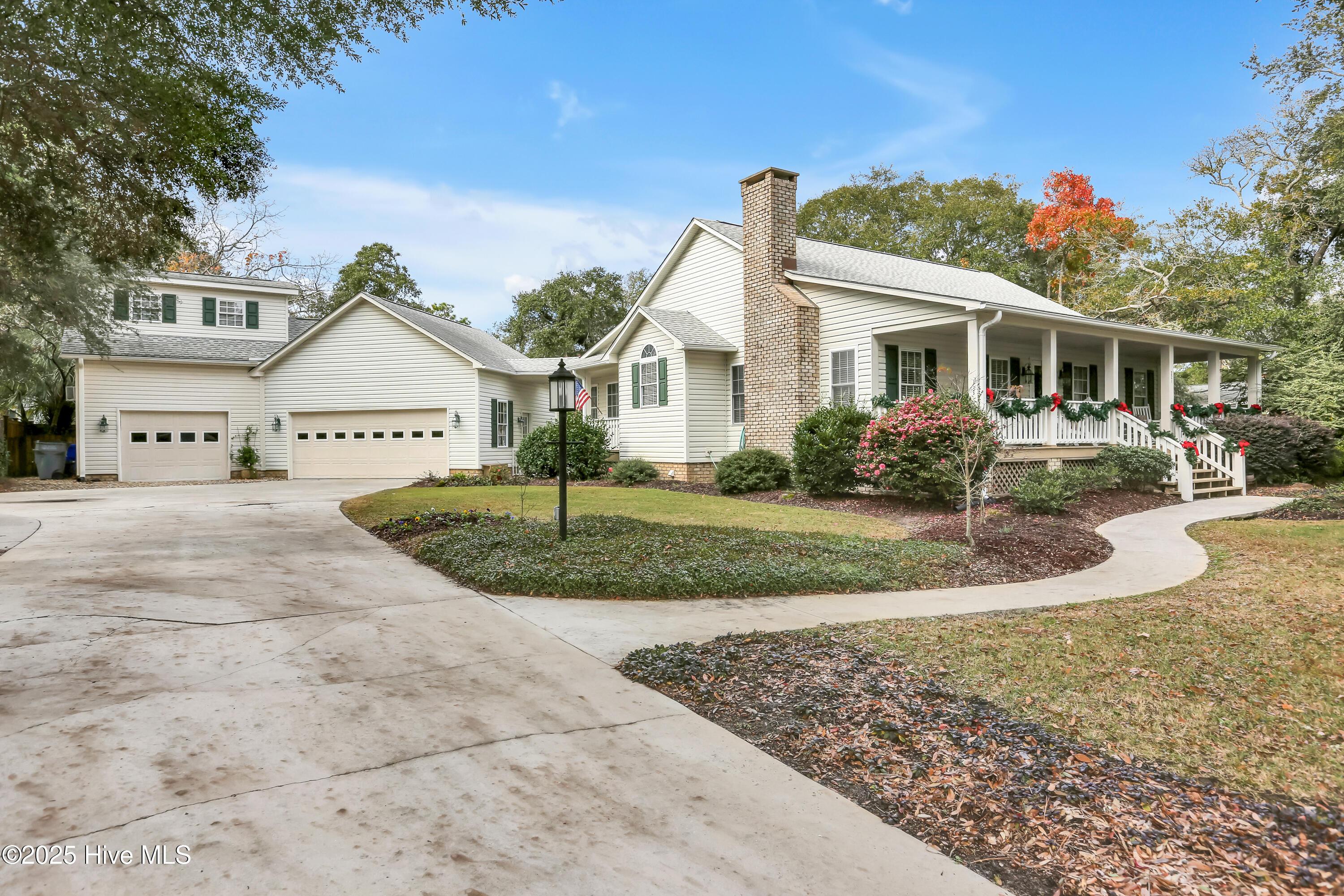 Image 1: 221 McGlamery St