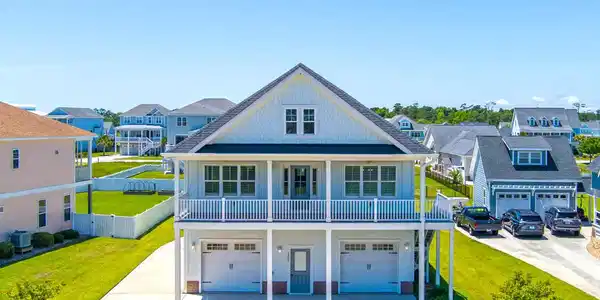 1307 Barnacle Lane