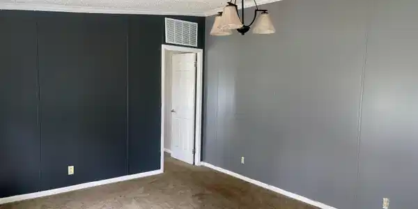Image 2: Living Room