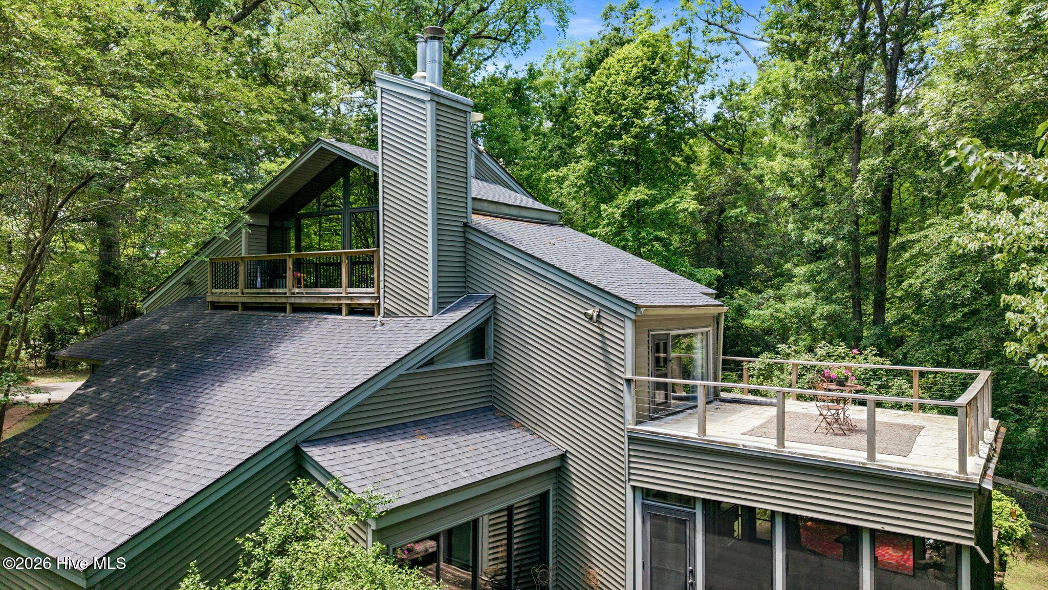 Image 1: 7-web-or-mls-7-print-DJI_20260508133758_