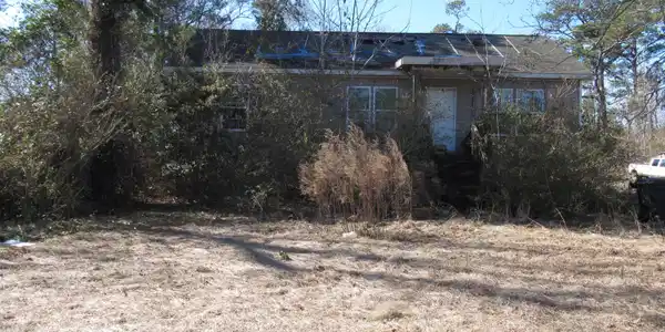 301 Old River Road
