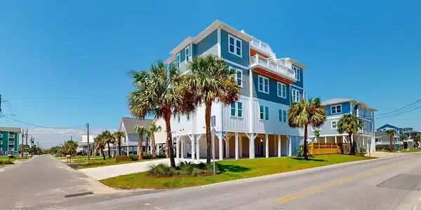 1501 Canal Drive