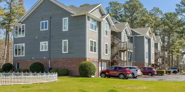 414 Albemarle Boulevard Unit 15a