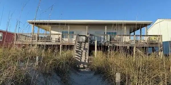 1103 Ocean Drive