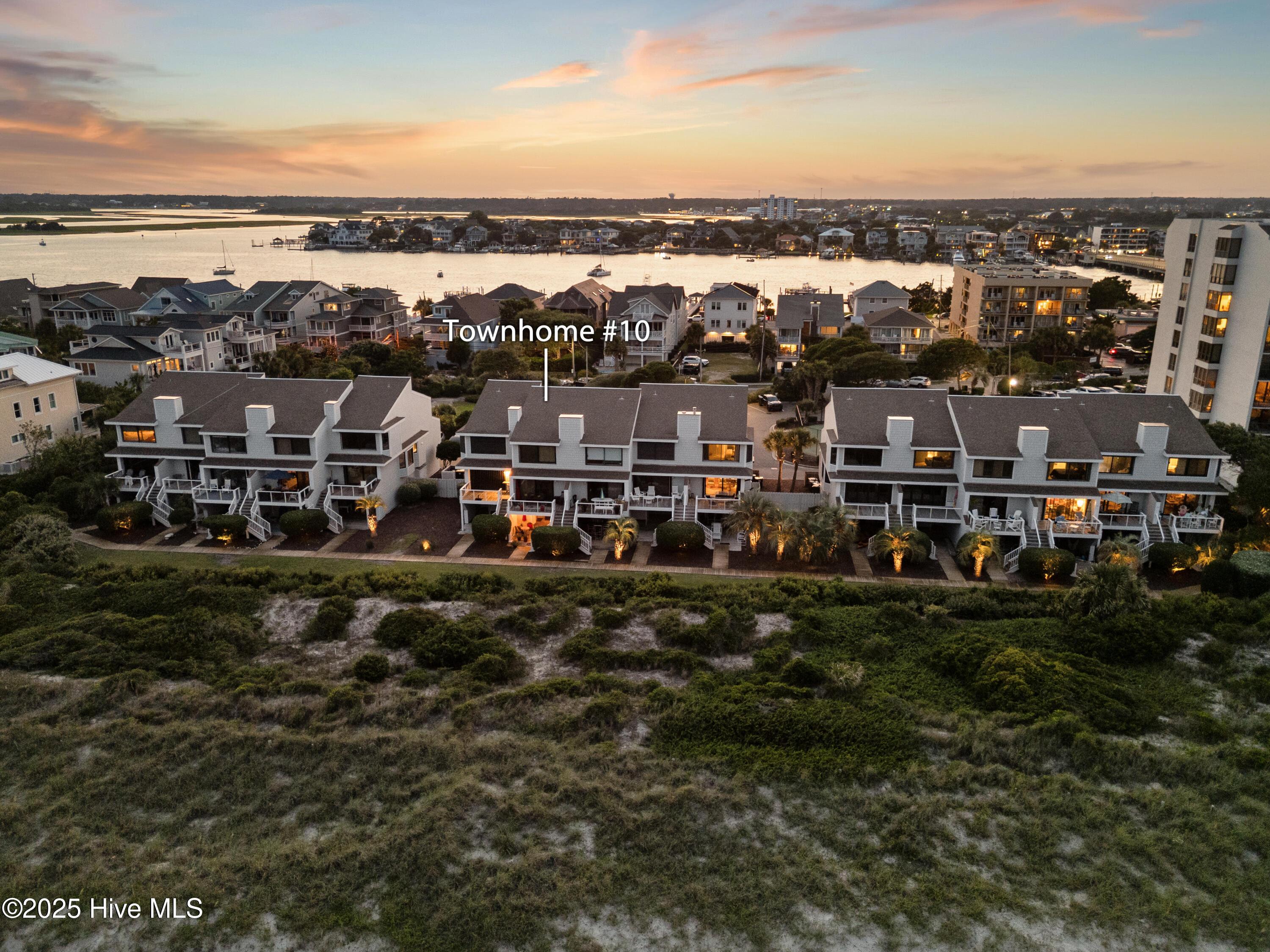 Image 3: Station One TH-10 (3)