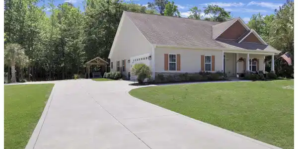 121 Deepwater Drive