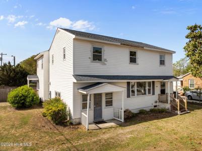 2501 Avery Street