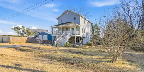 103 Gibbs Road