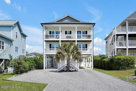 33 Sandy Lane