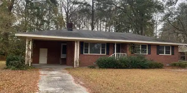 123 Cedar Circle