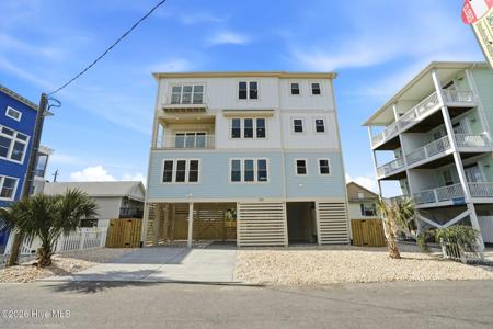 105 Periwinkle Lane