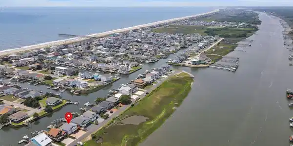 Image 3: 66-Final 161 High Point St Holden Beach-