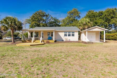 213 Sea Trace Lane