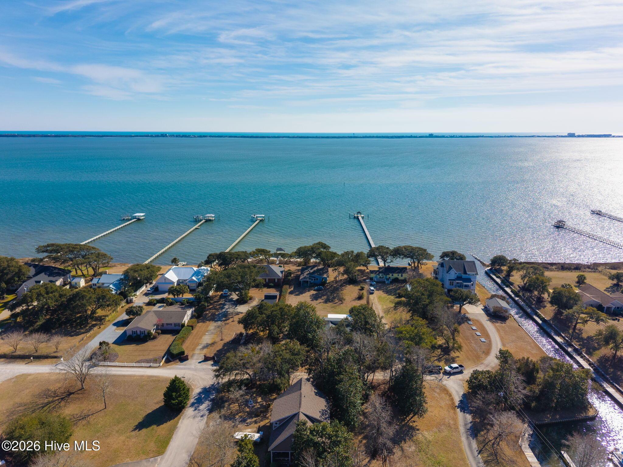 Image 2: 34-web-or-mls-chadwick-visuals-213-sea-t