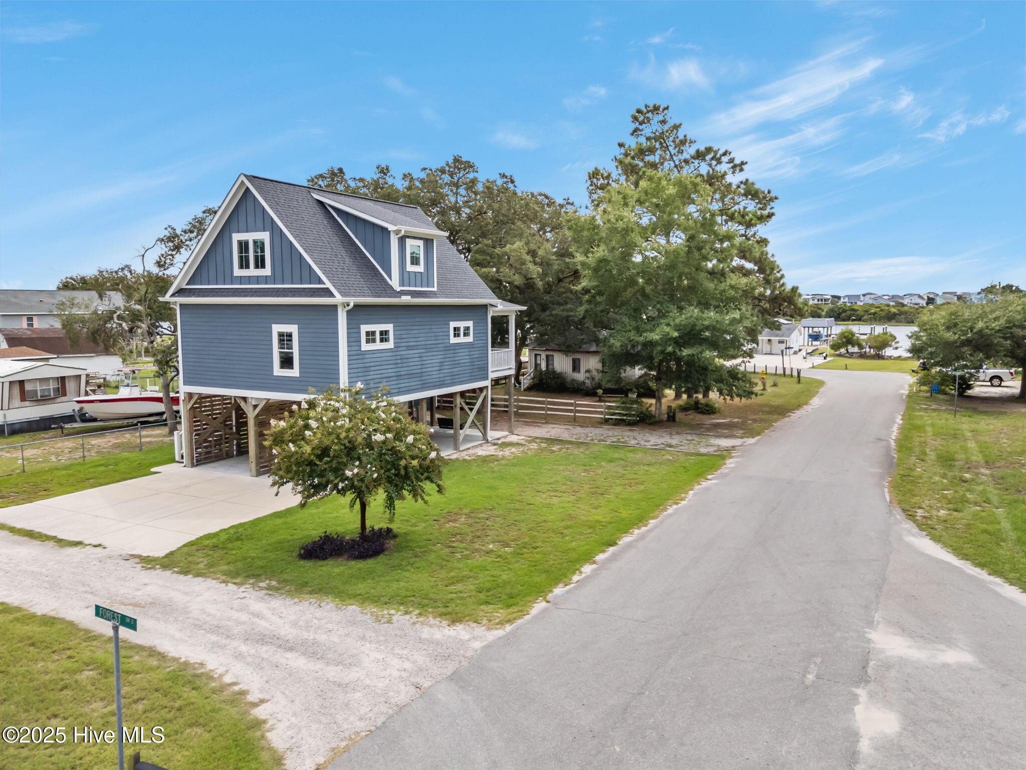 Image 3: 5-web-or-mls-DJI_20250828123257_0252_D