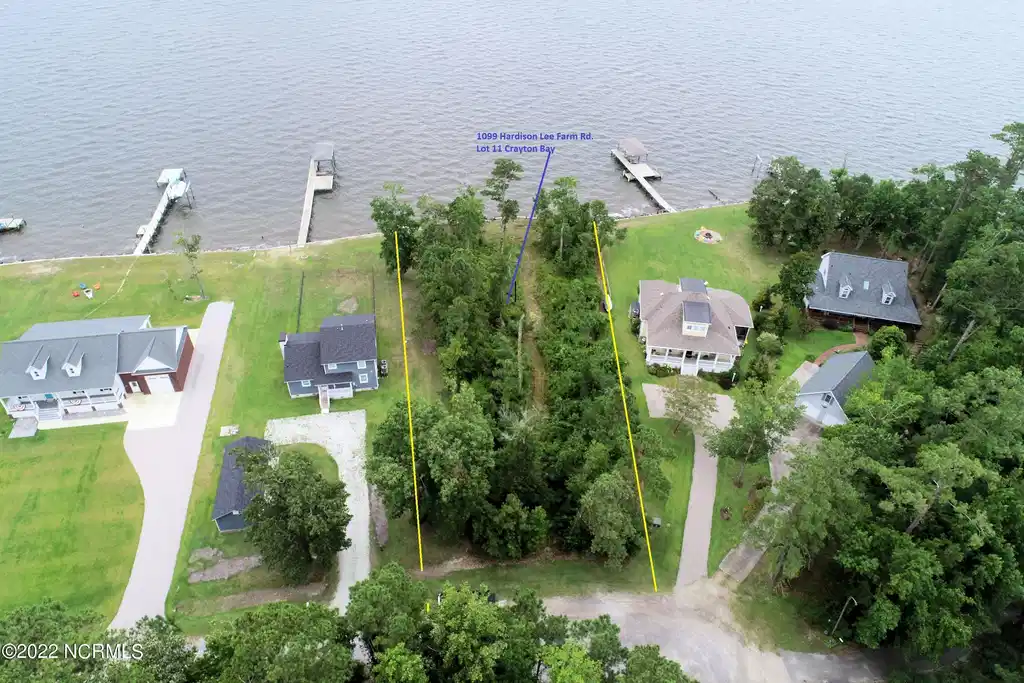 Image 1: Riverfront on Neuse River