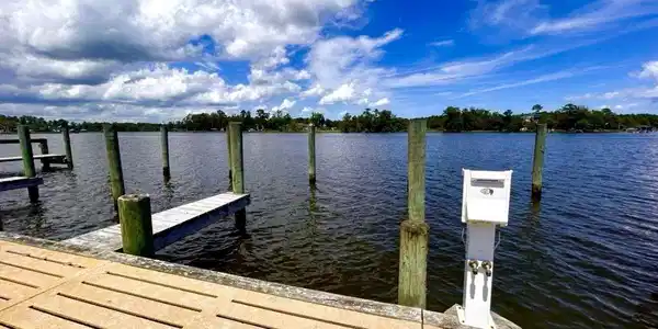 Image 3: .