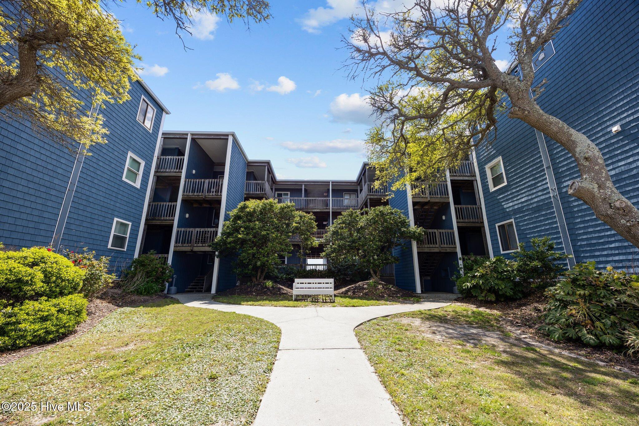 Image 1: Building 6