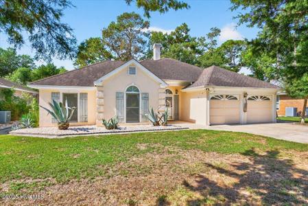 1761 Oakbrook Drive SW