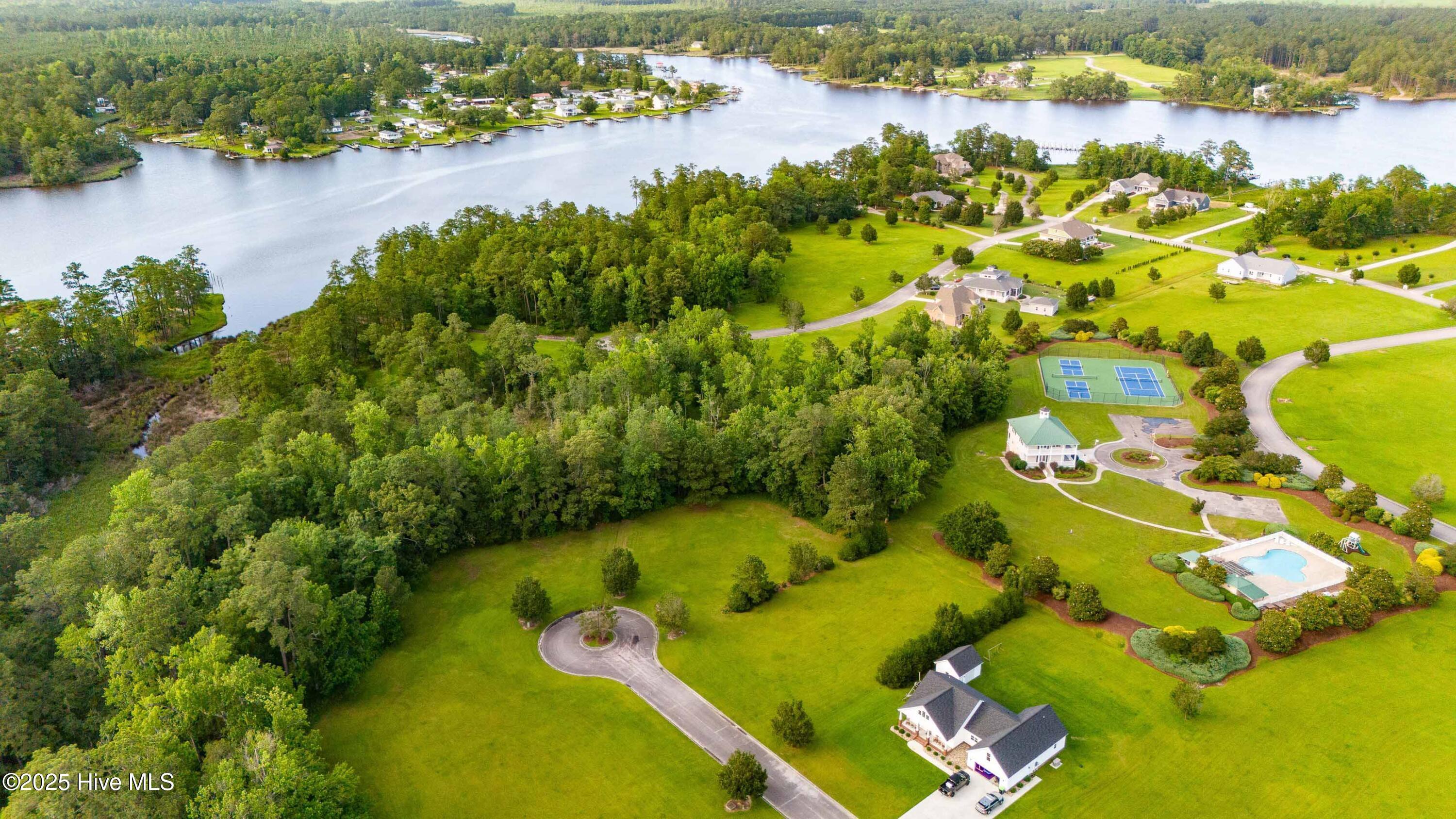 Image 4: 004_Aerial