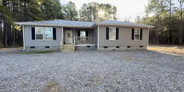 Image 4: Front of Home
