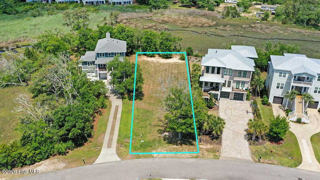 Image 1: 1347TidalwalkDriveDrone-lotlines