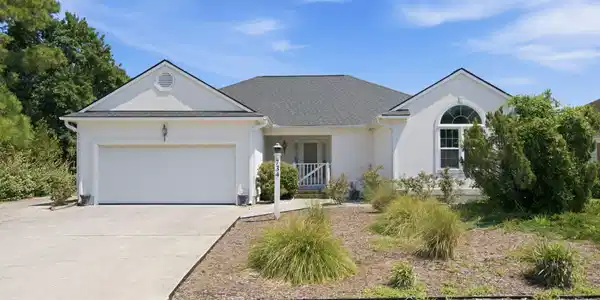 734 Settlers Lane