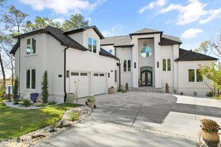 411 Lake Shore Drive