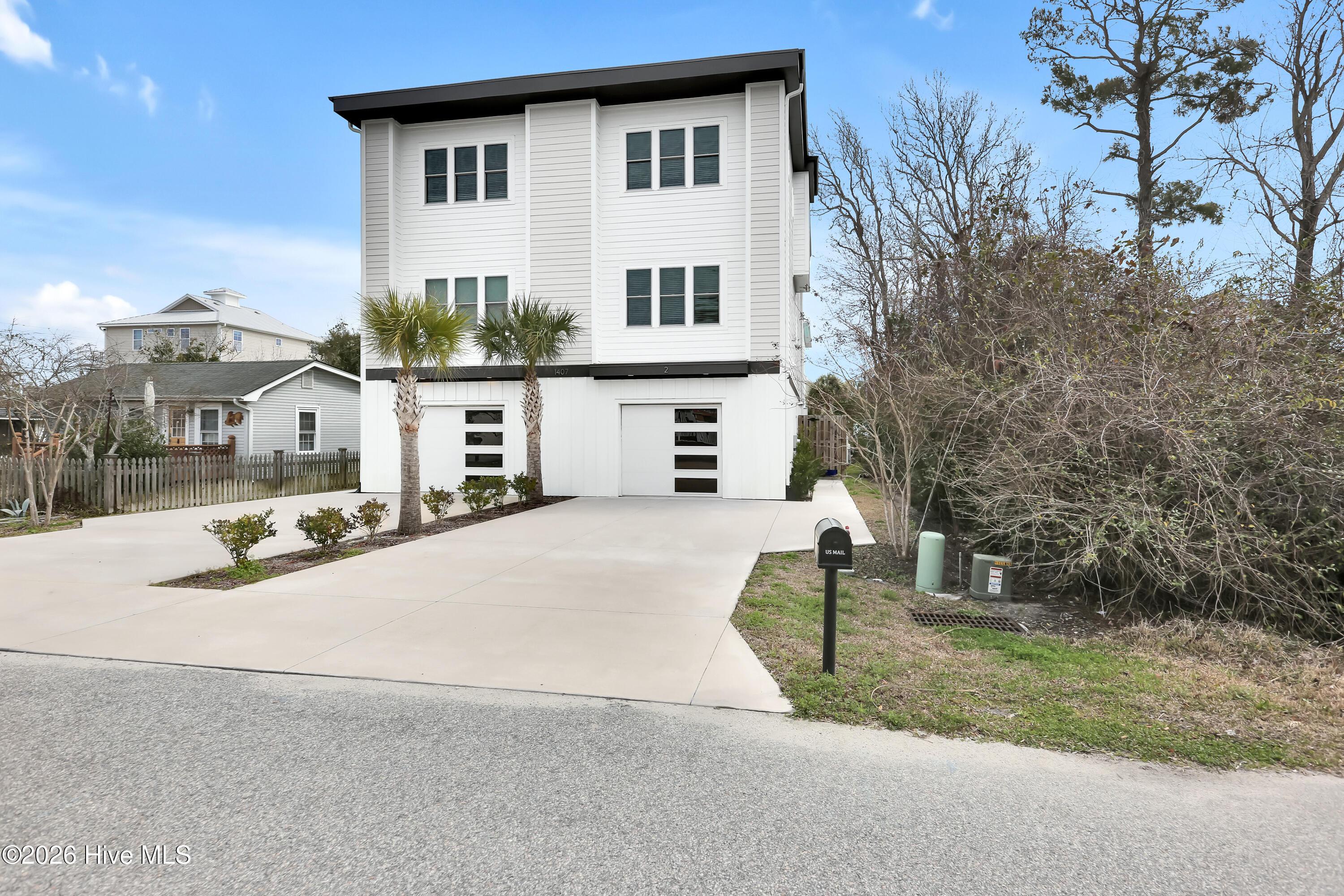 Image 3: 1407SearayLane2-2