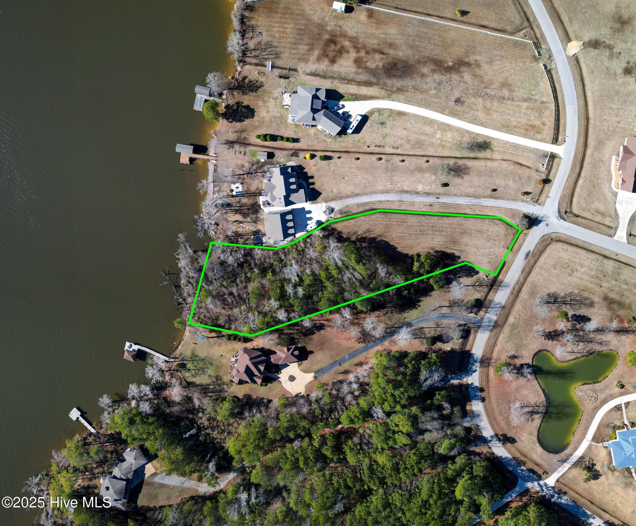Image 1: 118 Dockery Dr-15