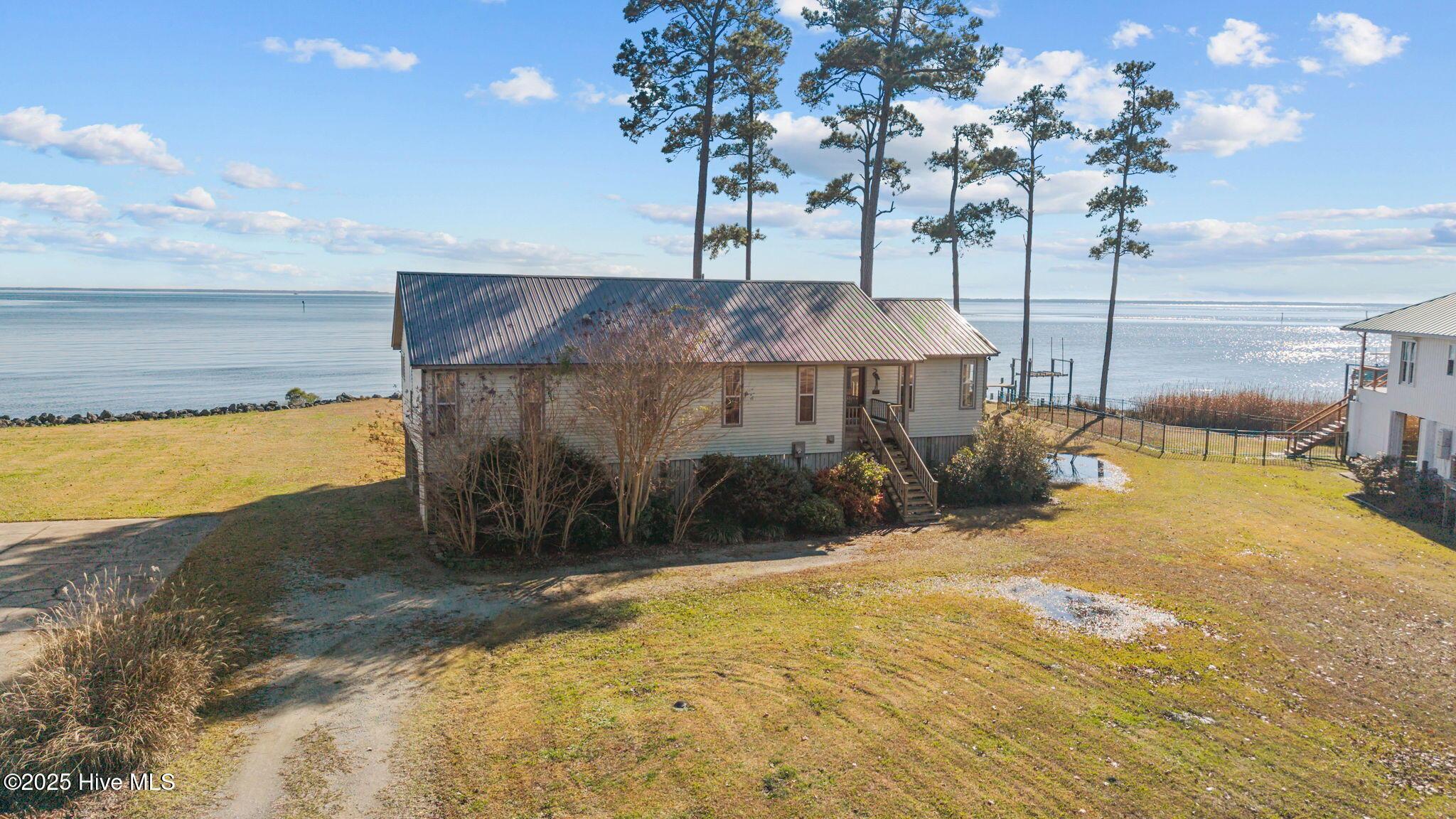 Image 2: 7-web-or-mls-DJI_20251203131429_0388_D