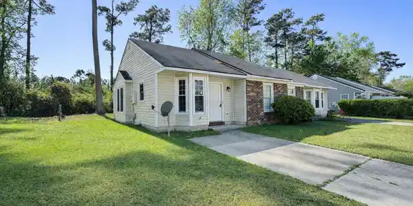 1941 Rolling Ridge Drive