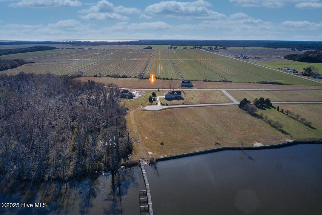 Image 2: Lot
