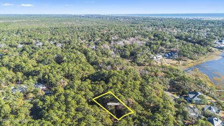 600 Lockwood Court SE