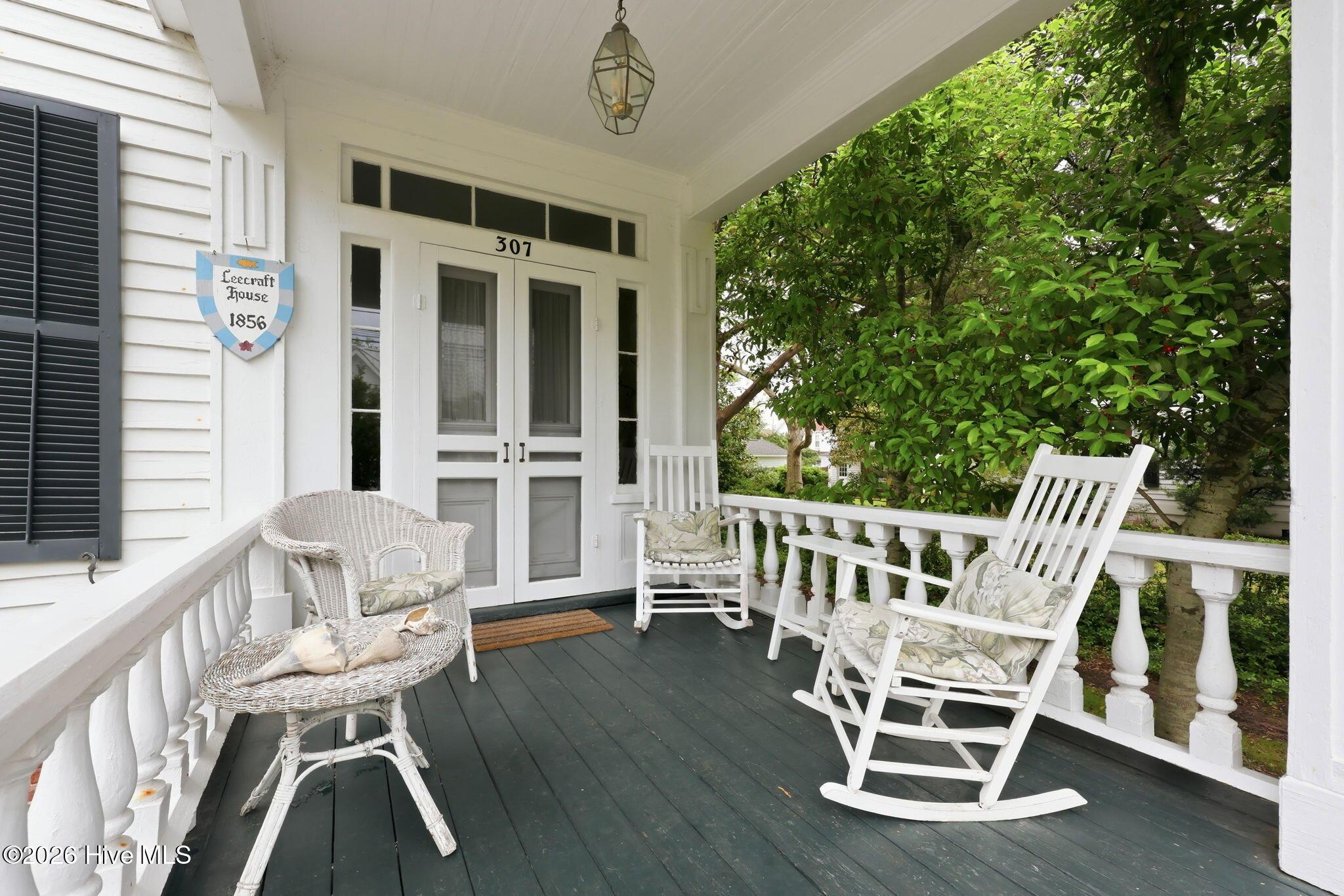 Image 4: 8-web-or-mls-307 ann st 008