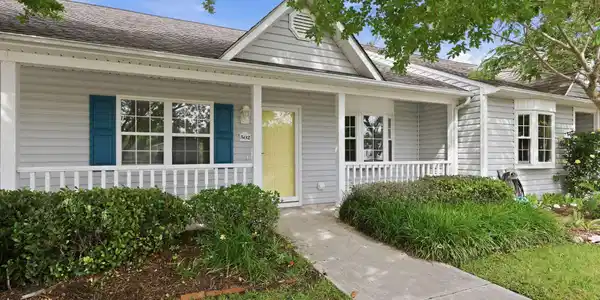 502 Courtyard E