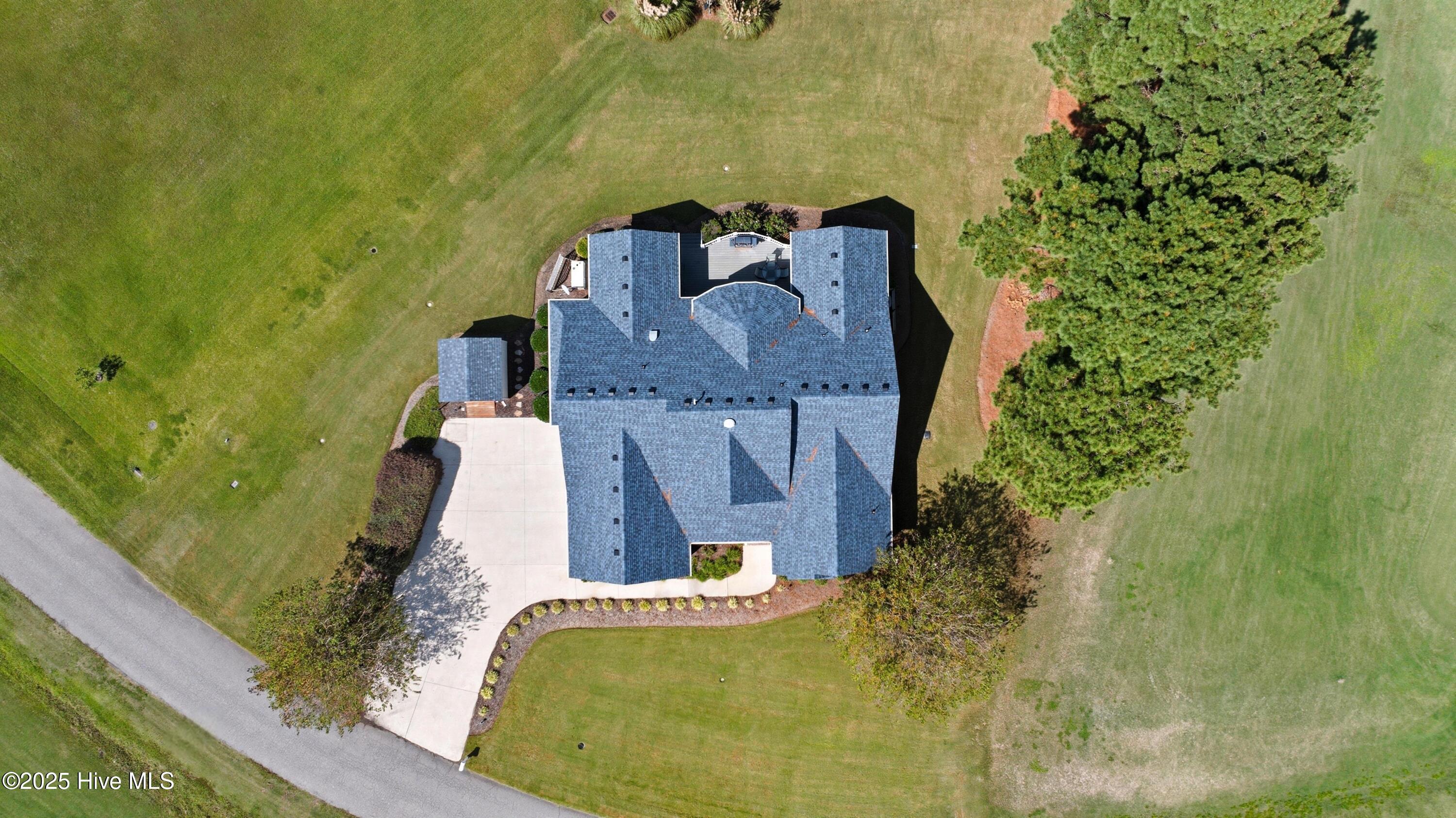Image 3: DJI_20250925015205_0103_D_autoremove_615