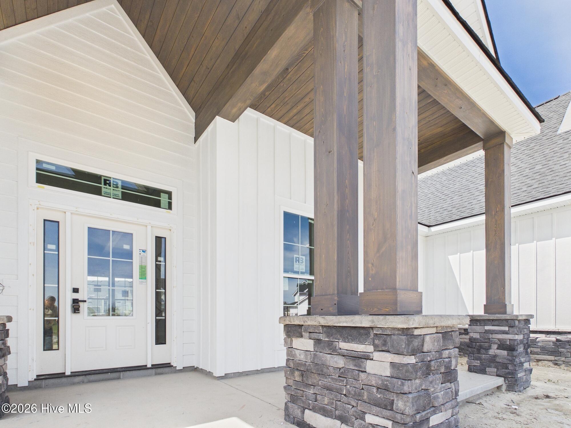 Image 3: CAM06278G6-PR0017-STILL008