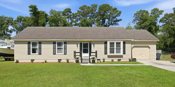 705 Hedrick Boulevard