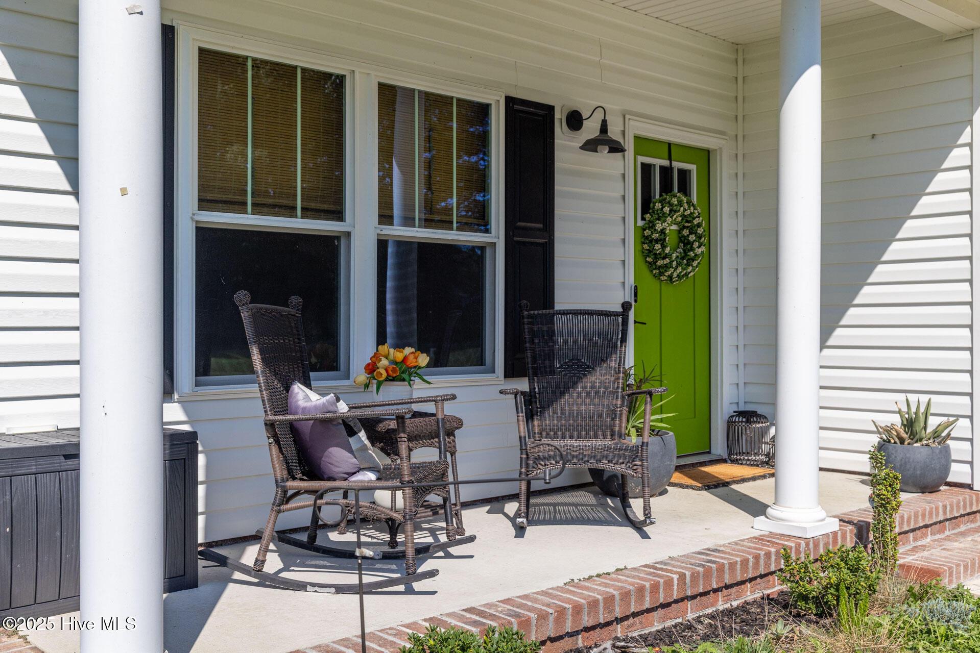 Image 2: 38-113 Pinch Gut - Exterior-9