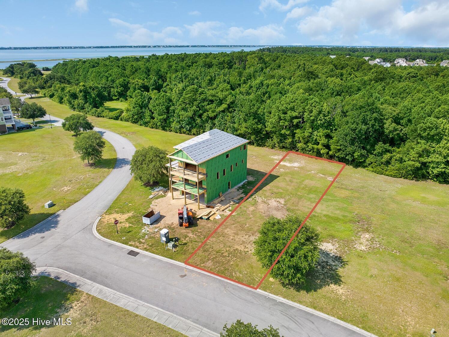 Image 2: Incredible lot in Cannonsgate