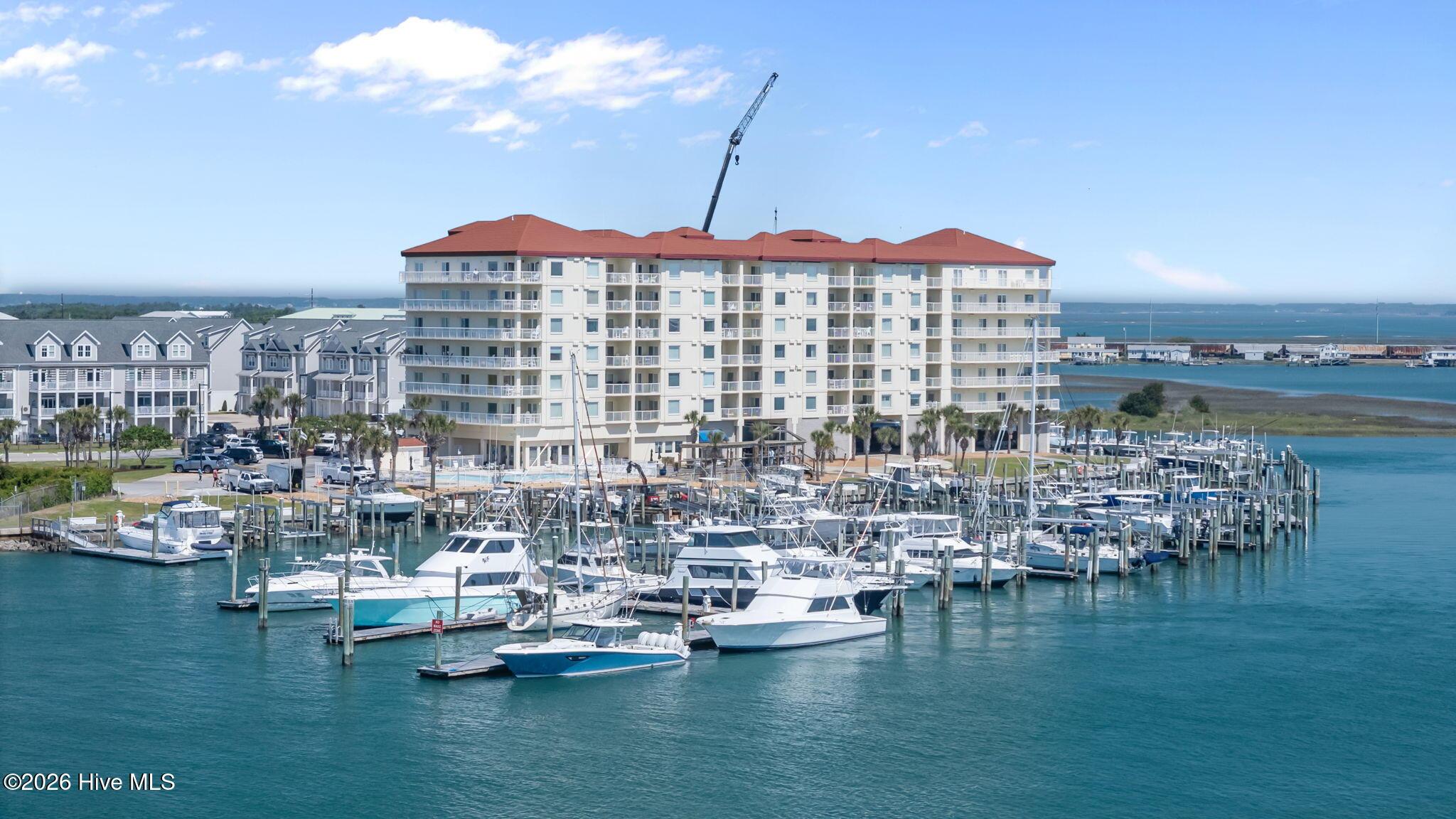 Image 2: Olde Towne Yacht