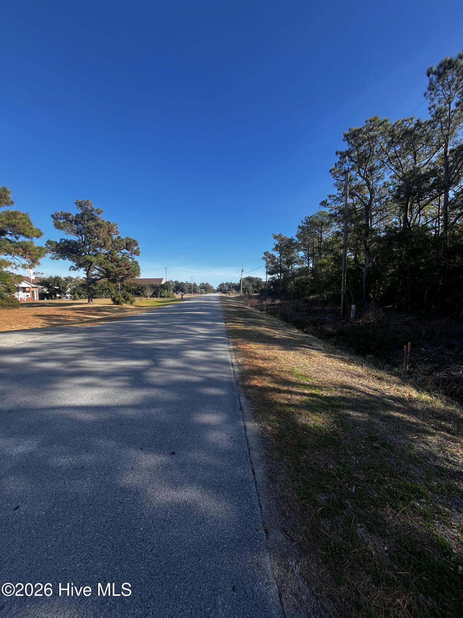 Image 3: Diamond City Drive