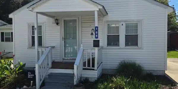 109 Carteret Avenue