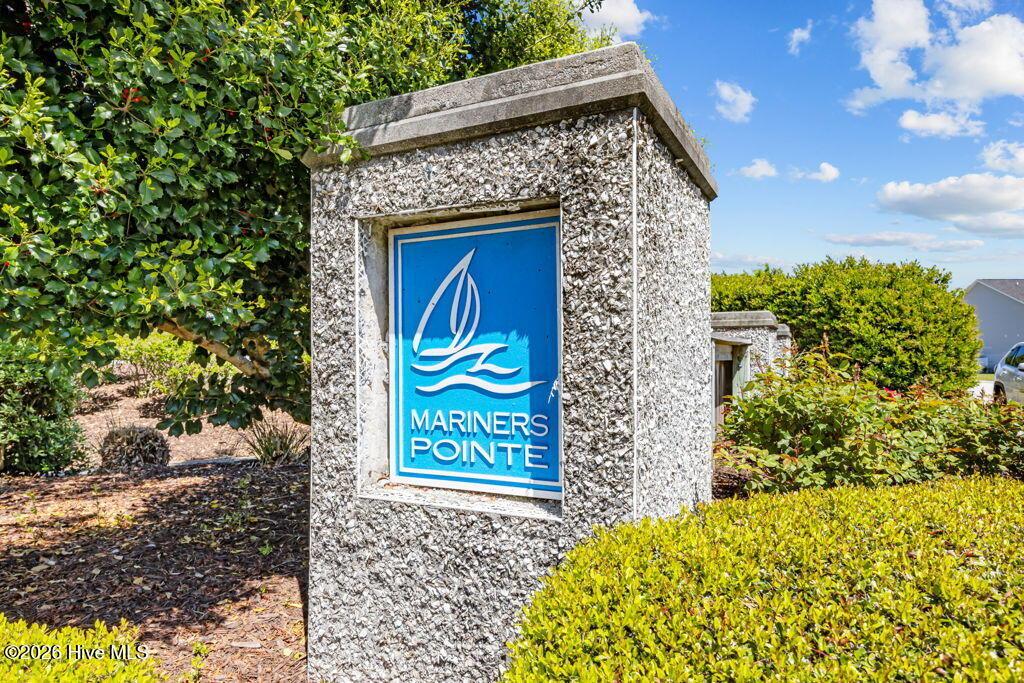 Image 2: MP sign