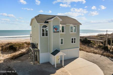 3850 Island Drive