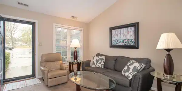 Image 2: CRYSTAL PINES #120 (11)