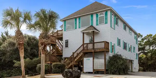 101 Shipwreck Lane E