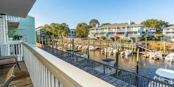 Image 2: 023-202LewisDrive-1207-CarolinaBeach-NC-