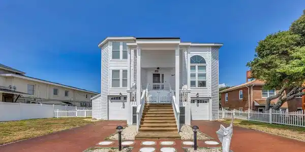 203 Norton Street